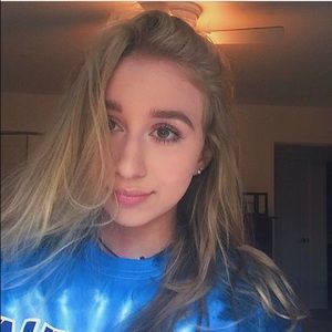 Meet your Posher, Jordyn